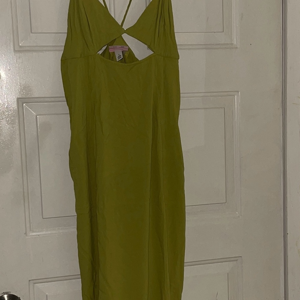 Future Collection: Alamo Noelle Green Sleeveless Dress